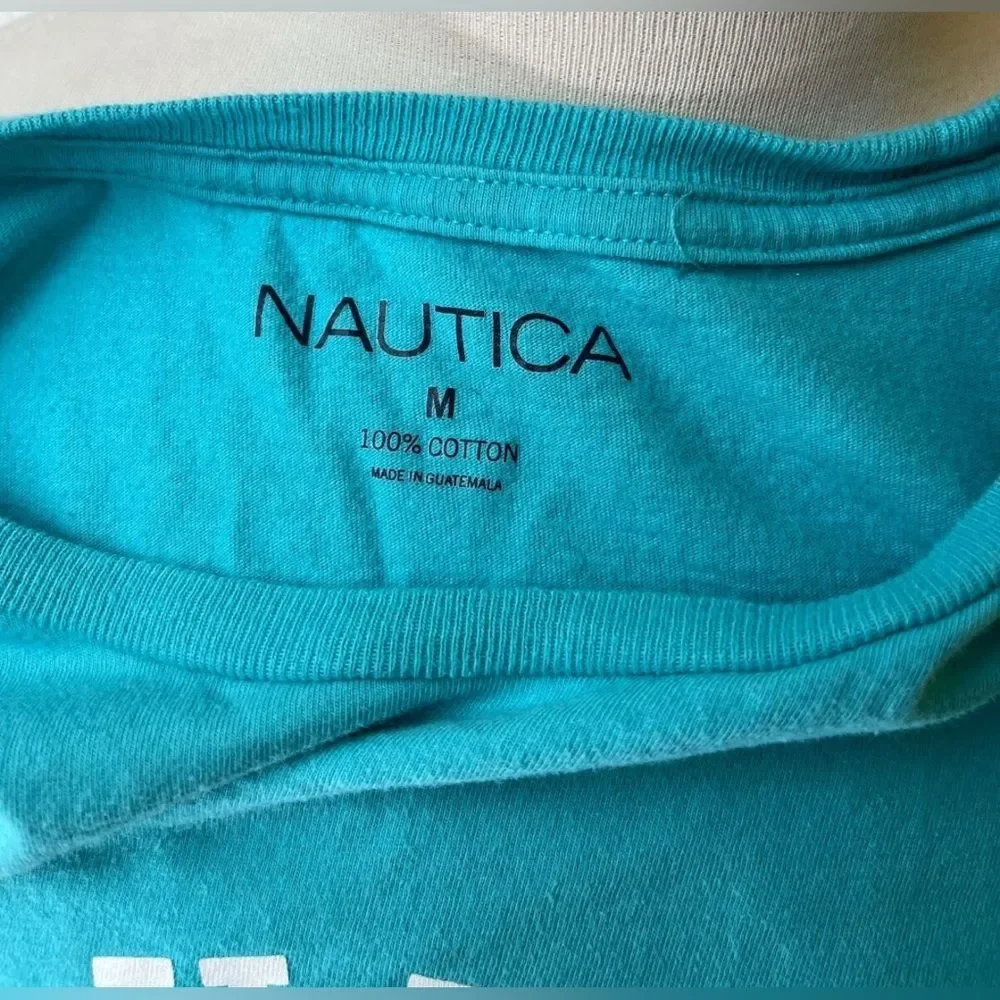 Nautica Men's  Medium Teal Graphic Yacht Club Short sleeves tee NWT